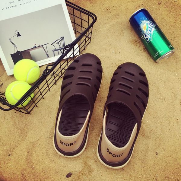 Ανδρικά σανδάλια παραλία σε τέσσερα χρώματα.