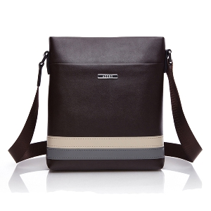 Ανδρική δερμάτινη τσάντα με μακρά λαβή σε μαύρο και καφέ χρώμα