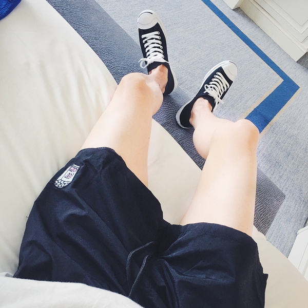 Плажни мъжки къси панталони в три цвята-син,черен и бял.