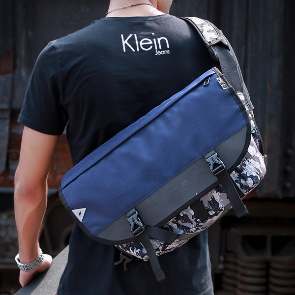 Мъжки камуфлажни чанти в син цвят - 2 модела 