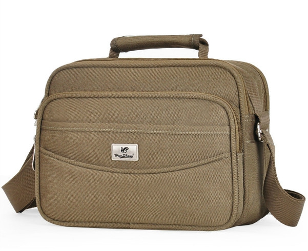 Мъжка бизнес чанта през рамо - черни и кафяви модели: Дължина - 30 см, Височина - 23 см. Ширина - 11 см 