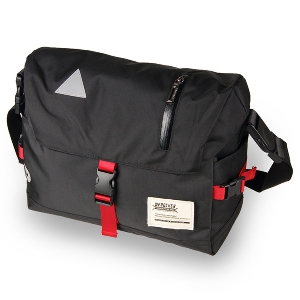 Спортни мъжки чанти подходящи за ежедневие и пътуване - син и черен цвят  