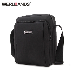 Κομψή ανδρική τσάντα σε μαύρο και καφέ χρώμα - 1 μέγεθος