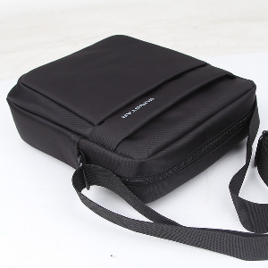 Ανδρική τσάντα σε μαύρο χρώμα Diertar - 1 μοντέλο