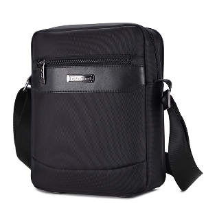 Casual ανδρική τσάντα σε μαύρο και καφέ χρώμα