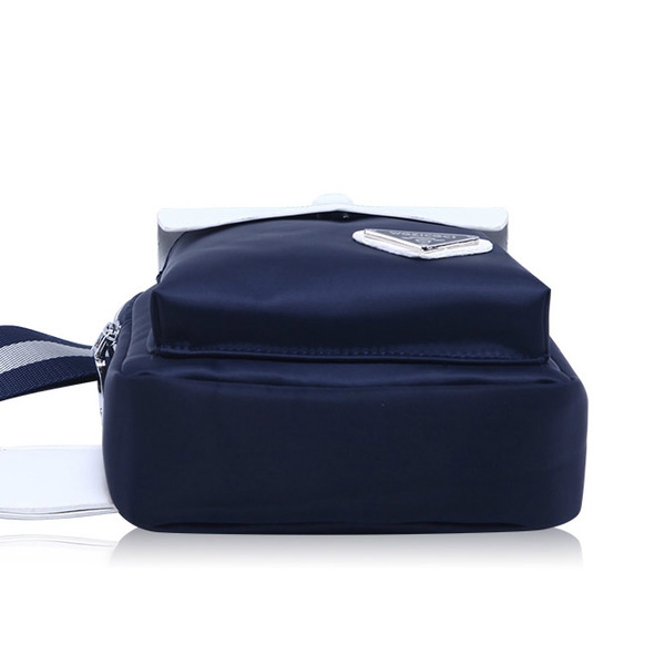 Мъжки удобни чанти в 2 цвята - черен и син 