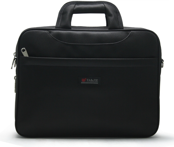 Мъжки бизнес чанти - куфарче за лаптоп няколко черни модела с удобни джобове за документи