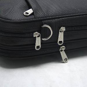 Мъжки бизнес чанти - куфарче за лаптоп няколко черни модела с удобни джобове за документи