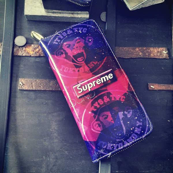 Πορτοφόλια των ανδρών με διάφορες ενδιαφέρουσες εκτυπώσεις - 11 μοντέλα