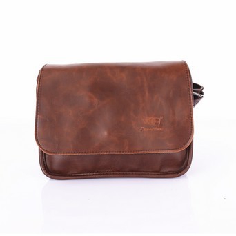 Мъжки кожени и камуфлажни чанти в класически ретро модел - черни и кафяви модели