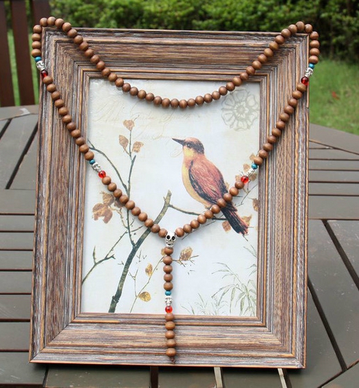 Мъжки ретро огърлици с дървени топчета-11 различни модела.