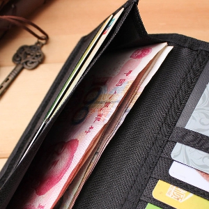Ανδρικά καμουφλάζ  πορτοφόλια με χωρίσματα για τα έγγραφα και με τσέπες