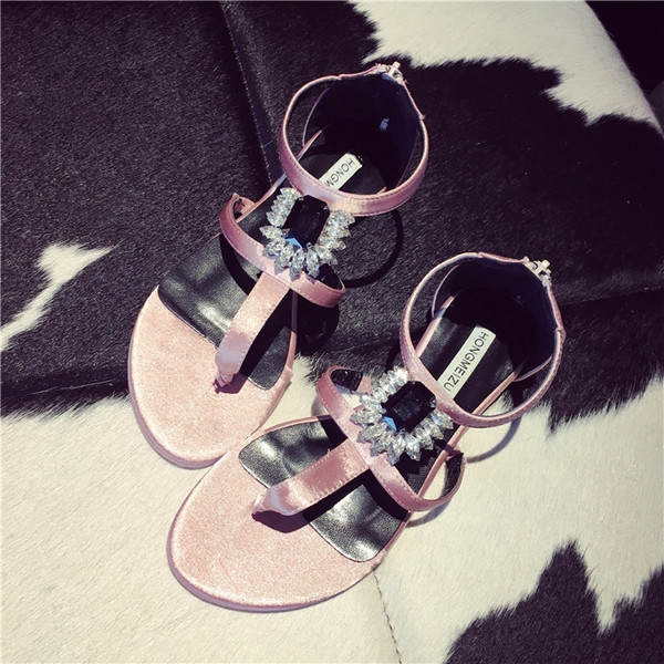 Γυναικεία σανδάλια το καλοκαίρι - υψηλή ποιότητα κατασκευής σε τρία χρώματα