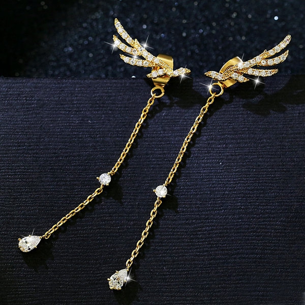 Дамски обеци в сребрист и златист цвят - криле