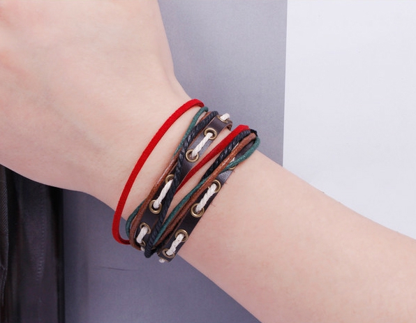 Βραχιόλια χειρός για άντρες - 9 μοντέλα