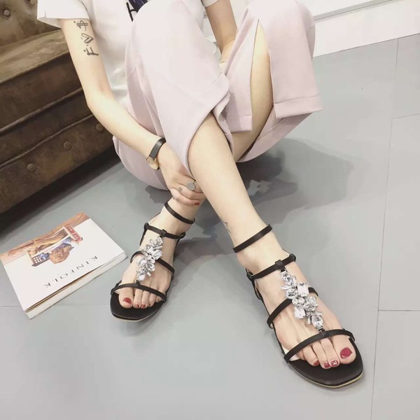 Дамски ежедневни сандали с камъни в розов и черен цвят