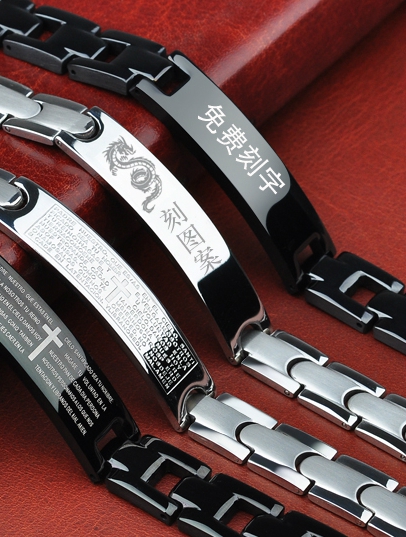 Мъжки гривни - черни и сребристи цветове с кръст