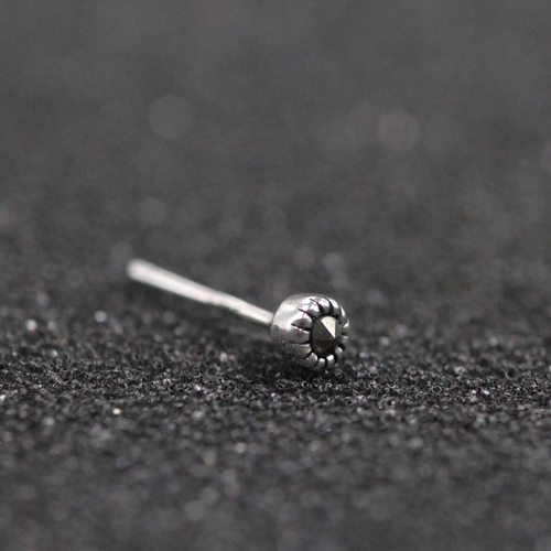 Чифт мъжки обеци в кръгла форма - сребрист цвят