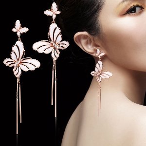 Γυναικεία σκουλαρίκια σε 2 μοντέλα - πεταλούδες