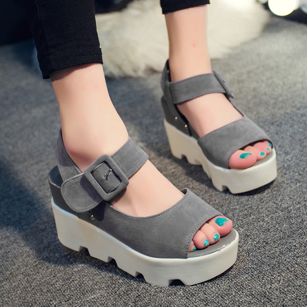 Дамски сандали на платформа-11 различни и стилни модела.