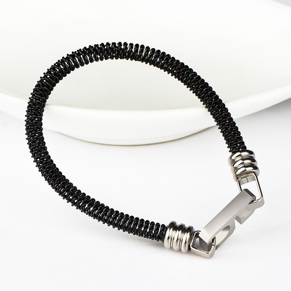 Мъжки гривни със стоманена вплав - черни и златисти с катарама - три модела