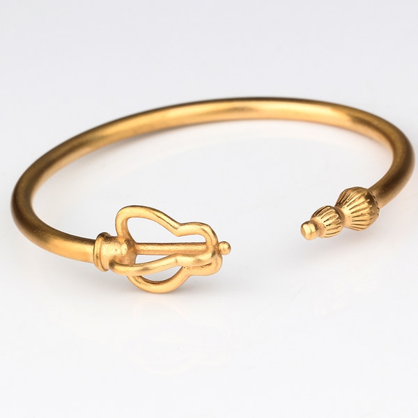 Мъжки гривни - златисти и сребристи в няколко закрепващи се модела от стоманена сплав  - дължина: 20 см 