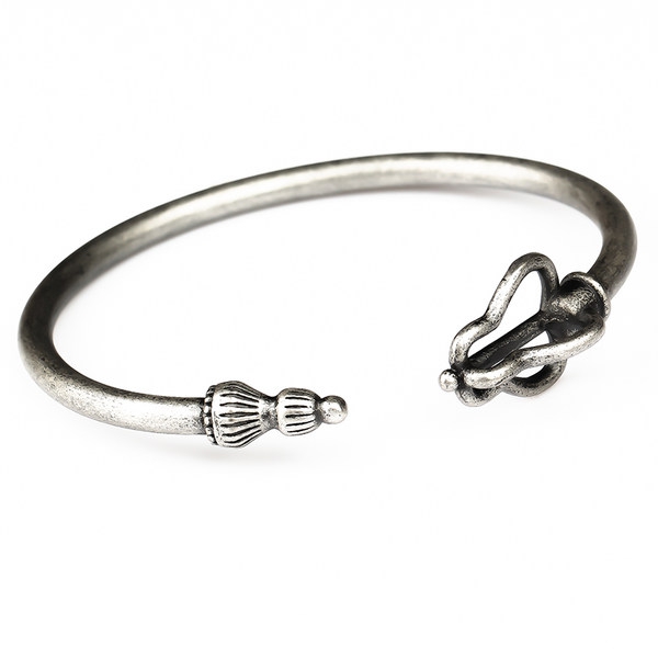 Мъжки гривни - златисти и сребристи в няколко закрепващи се модела от стоманена сплав  - дължина: 20 см 