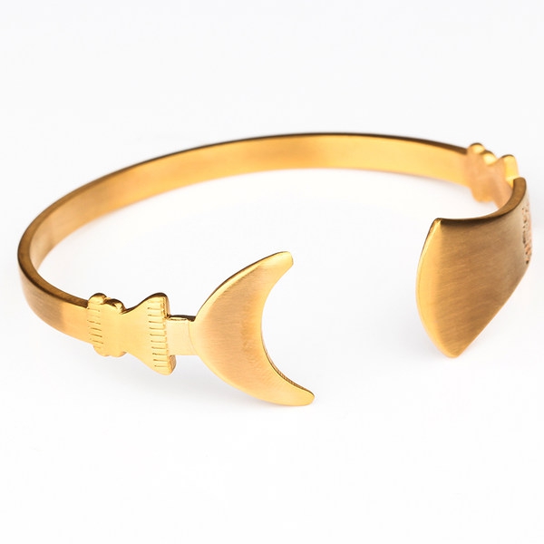 Мъжки гривни - златисти и сребристи в няколко закрепващи се модела от стоманена сплав  - дължина: 20 см 