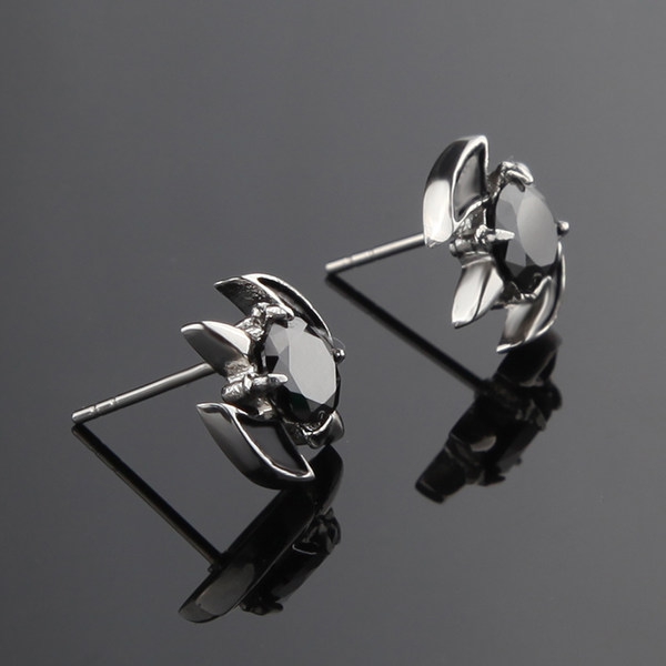 Мъжки обеци в сребрист цвят - 2 броя