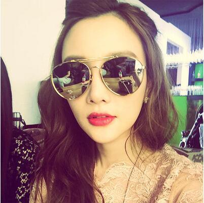 Οι γυναίκες γυαλιά σε ροζ, πράσινο, μπλε και μαύρο - 8 μοντέλα