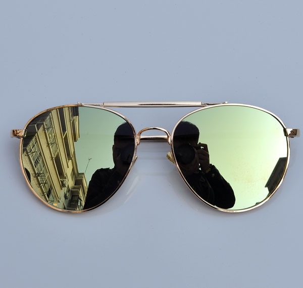 Οι γυναίκες γυαλιά σε ροζ, πράσινο, μπλε και μαύρο - 8 μοντέλα