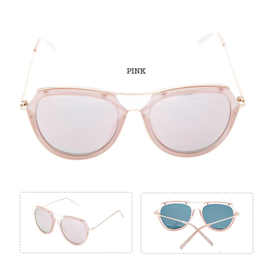 Οι γυναίκες γυαλιά σε ροζ, μαύρο και λεοπάρδαλη χρώμα