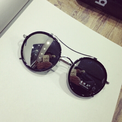 Дамски очила в няколко цвята подходящи за ежедневие и плаж - 6 модела 