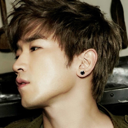 Ανδρικό ασημένιο σκουλαρίκι με μαύρο κρύσταλλο - 1 κομμάτι