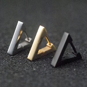 Τριγωνικά ανδρικά  σκουλαρίκια - χρυσά, ασήμι και μαύρο - μοβ στυλ