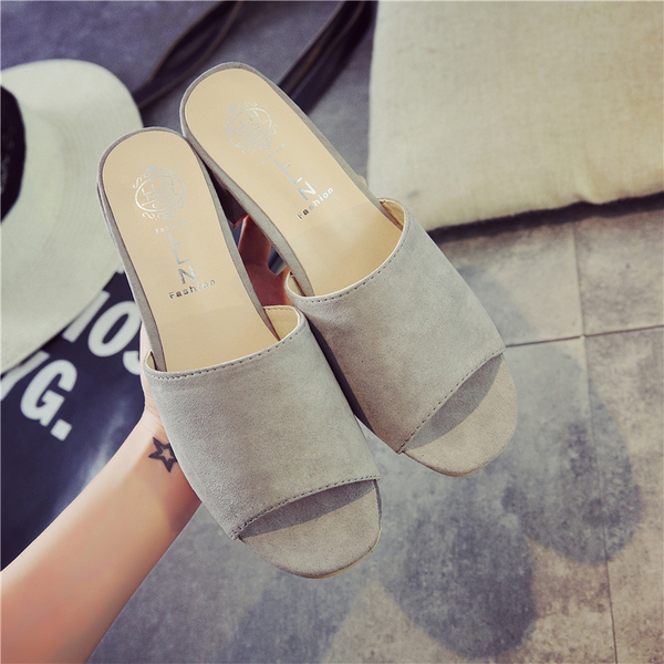 Παντόφλες καλοκαιρινές σουέτ γυναικών σε τέσσερα χρώματα