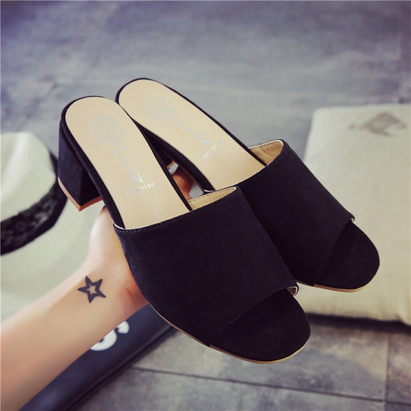 Παντόφλες καλοκαιρινές σουέτ γυναικών σε τέσσερα χρώματα