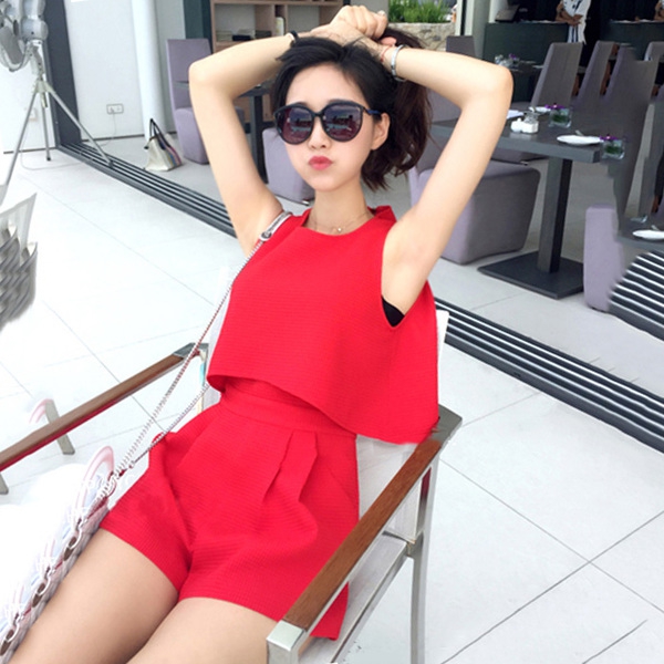 Γυναικεία ολόσωμη καλοκαιρινή φόρμα