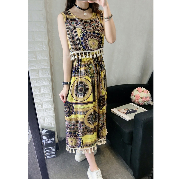 Κυρίες καλοκαιρινό φόρεμα με floral μοτίβα οκτώ διαφορετικά μοντέλα.