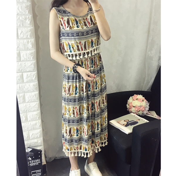 Κυρίες καλοκαιρινό φόρεμα με floral μοτίβα οκτώ διαφορετικά μοντέλα.