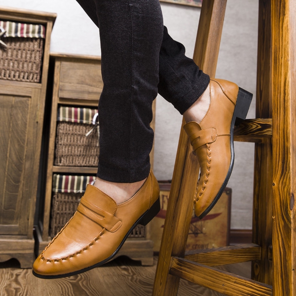 Ανδρικά υποδήματα New England για την άνοιξη και το φθινόπωρο 