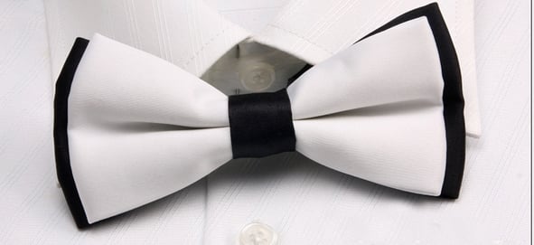 Мъжки едноцветни вратовръзки и папионки - виненочервени, сребристи, черни - подходящи за комбинация с риза с по светъл цвят