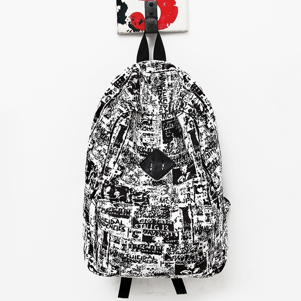 Ανδρικό σακίδιο  κατάλληλο για τη καθημερινή ζωή για τουρισμό  σε μαύρο ή μπλε χρώμα