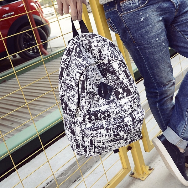 Ανδρικό σακίδιο  κατάλληλο για τη καθημερινή ζωή για τουρισμό  σε μαύρο ή μπλε χρώμα