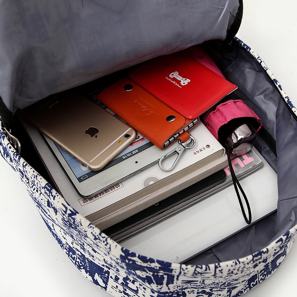 Ανδρικό σακίδιο  κατάλληλο για τη καθημερινή ζωή για τουρισμό  σε μαύρο ή μπλε χρώμα