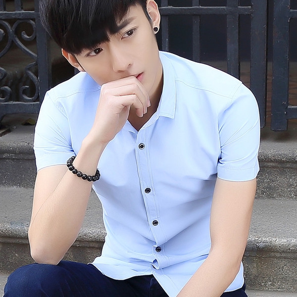 Ανδρικό λεπτό κοντομάνικο πουκάμισο - κόκκινο, λευκό, μπλε