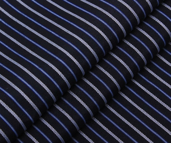 Ανδρικά πουκάμισα καλοκαίρι – μεγάλα μεγέθη - ένα χρώμα: μαύρο, λευκό, καρό ή ριγέ