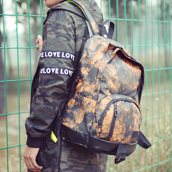 Αδιάβροχοι ανδρικά σακίδια σε πράσινο, κόκκινο και κίτρινο χρώμα - μέγεθος 46 * 30 * 16 εκ