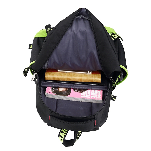 Ανδρικά αδιάβροχα σακίδια σε 6 διαφορετικά μοντέλα κατάλληλα για ταξίδια και καθημερινή ζωή