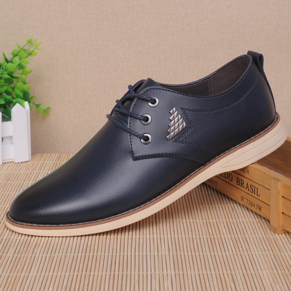 Ανδρικά παπούτσια νέα για την άνοιξη και  το καλοκαίρι New England 